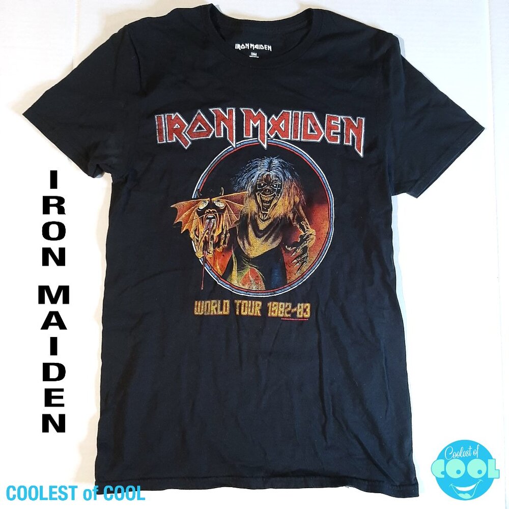 Official Iron Maiden 1982 World Tour tshirt size small black shirt Eddie graphic